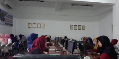 Pelaksanaan Test Of English Profeciency (TOEP)